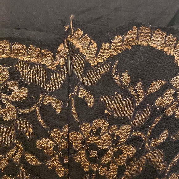 Ballet style - Black and Gold Lace Dress - Picture 7 of 10